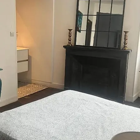 2- L' Apartment